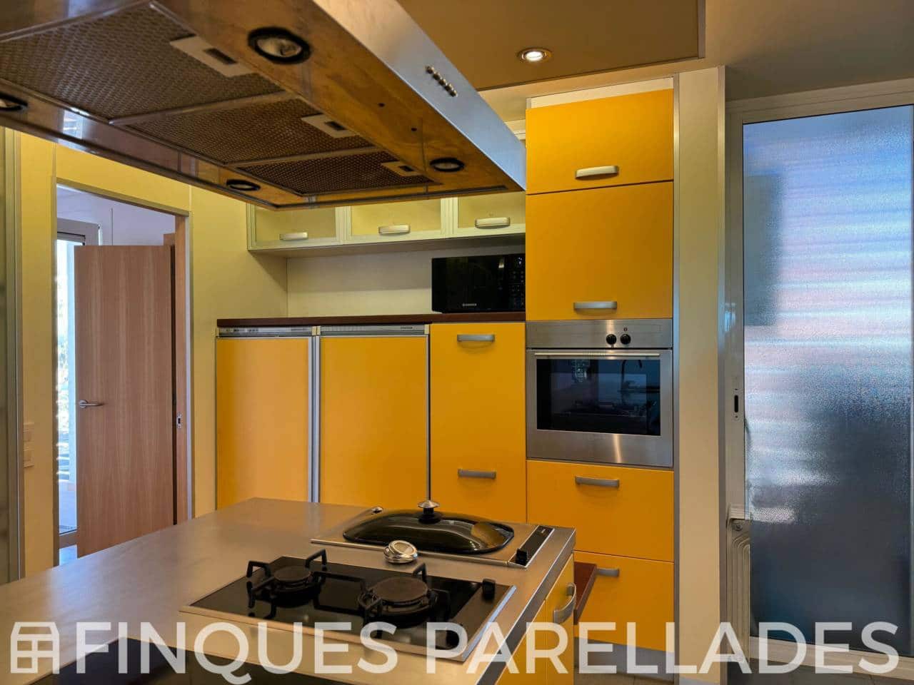 3 makuuhuone Asunto myytävänä paikassa Sitges mukana uima-altaan 
autotalli - 695 000 € (Ref: 9429606)