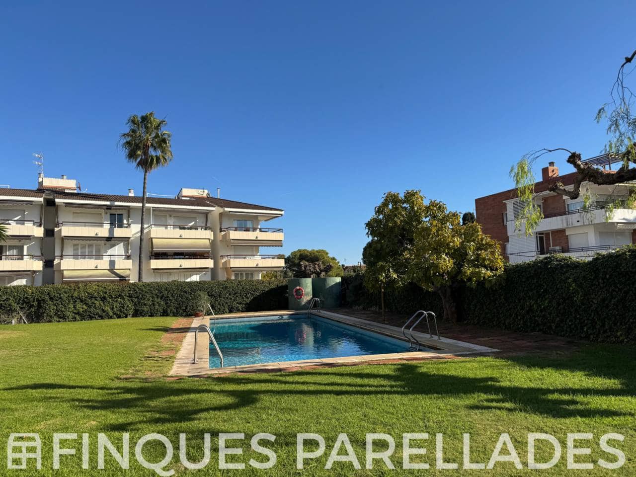 3 makuuhuone Asunto myytävänä paikassa Sitges mukana uima-altaan 
autotalli - 695 000 € (Ref: 9429606)