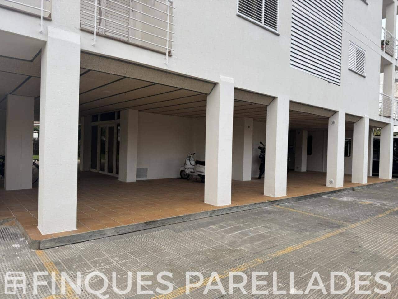 3 makuuhuone Asunto myytävänä paikassa Sitges mukana uima-altaan 
autotalli - 695 000 € (Ref: 9429606)