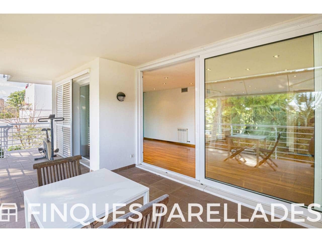 3 soveværelse Lejlighed til salg i Sitges med swimmingpool garage - € 695.000 (Ref: 9429606)