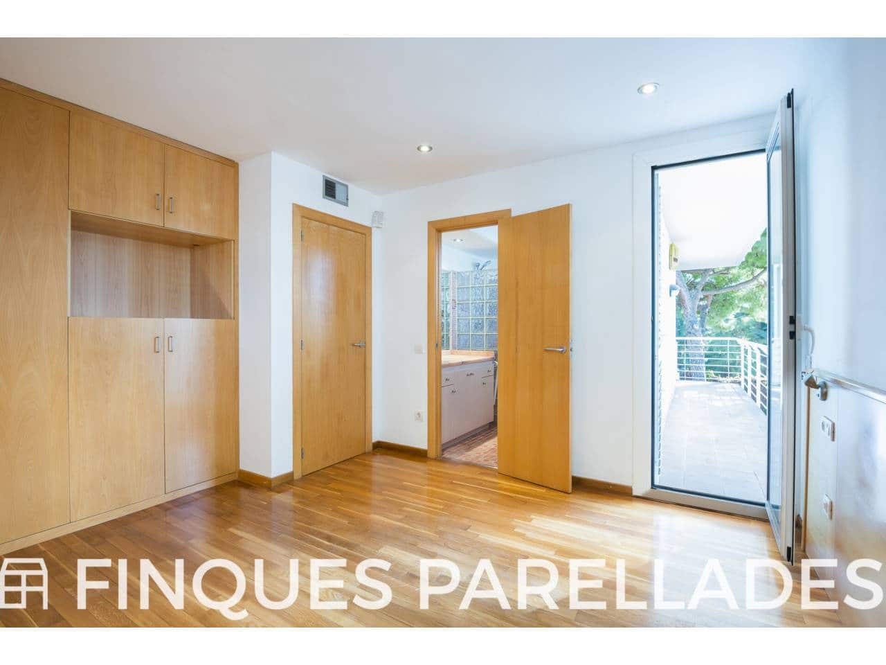 3 soveværelse Lejlighed til salg i Sitges med swimmingpool garage - € 695.000 (Ref: 9429606)