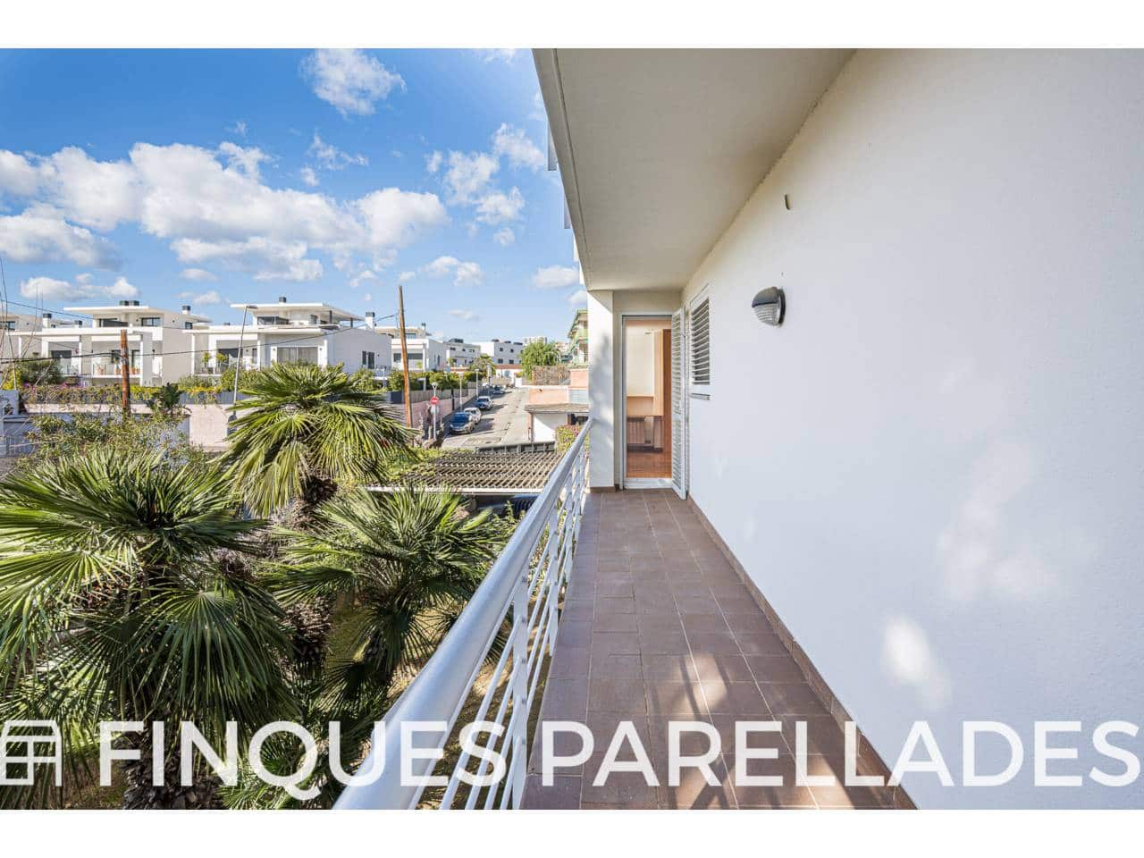 3 soveværelse Lejlighed til salg i Sitges med swimmingpool garage - € 695.000 (Ref: 9429606)