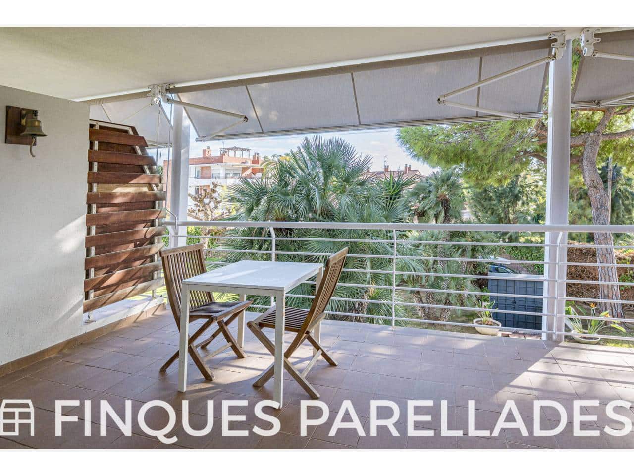 3 soveværelse Lejlighed til salg i Sitges med swimmingpool garage - € 695.000 (Ref: 9429606)