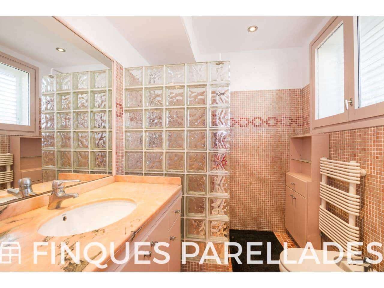 3 soveværelse Lejlighed til salg i Sitges med swimmingpool garage - € 695.000 (Ref: 9429606)