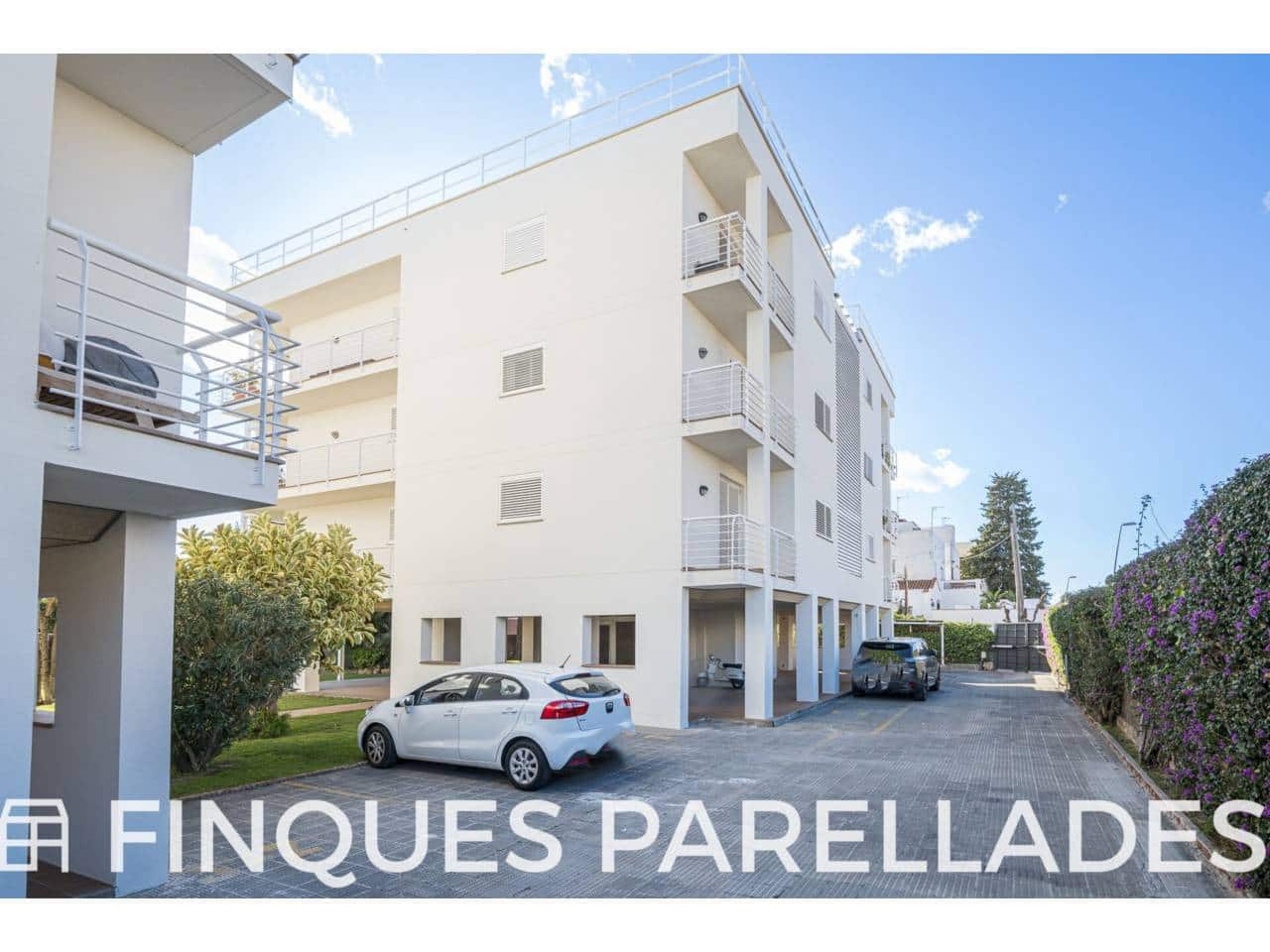 3 soveværelse Lejlighed til salg i Sitges med swimmingpool garage - € 695.000 (Ref: 9429606)