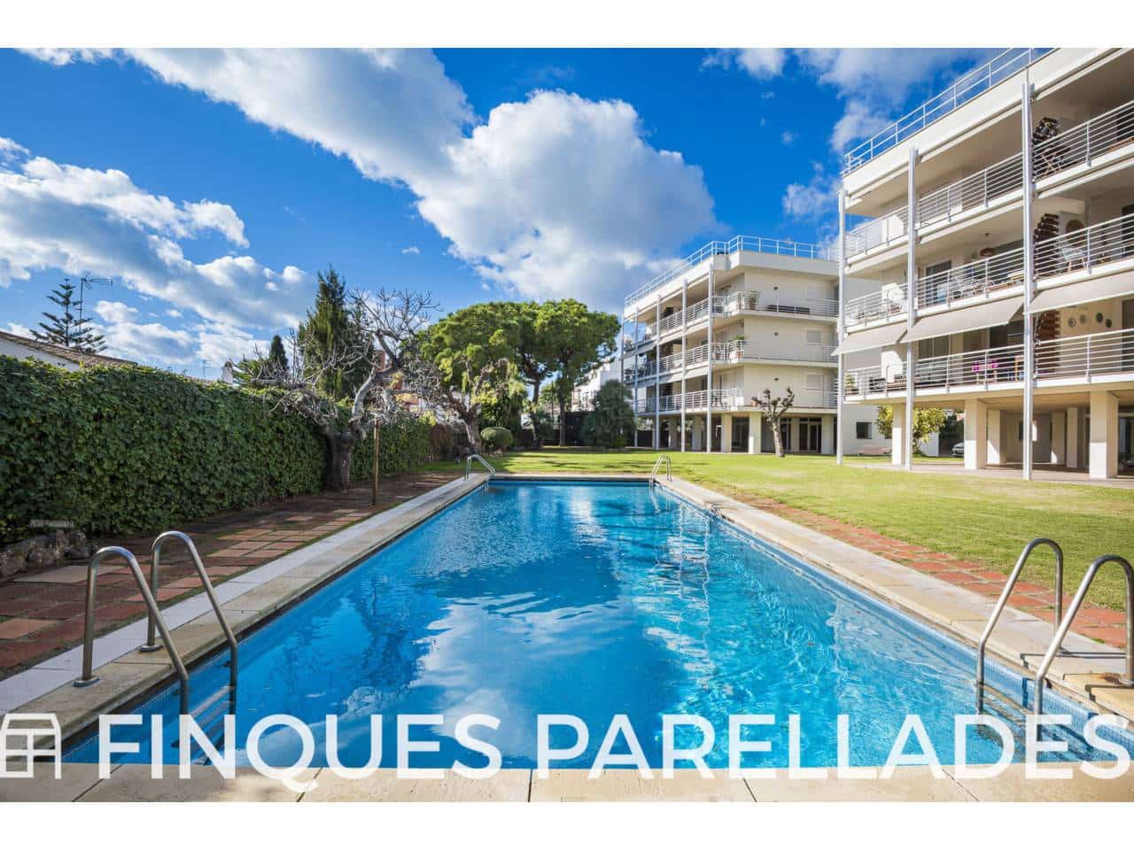 3 soveværelse Lejlighed til salg i Sitges med swimmingpool garage - € 695.000 (Ref: 9429606)