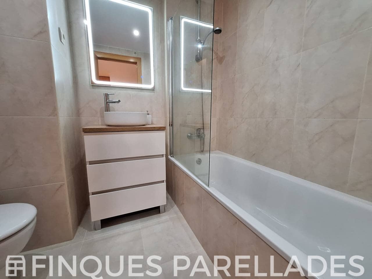 Piso de 3 habitaciones en Sitges en venta - 330.000 € (Ref: 9467747)