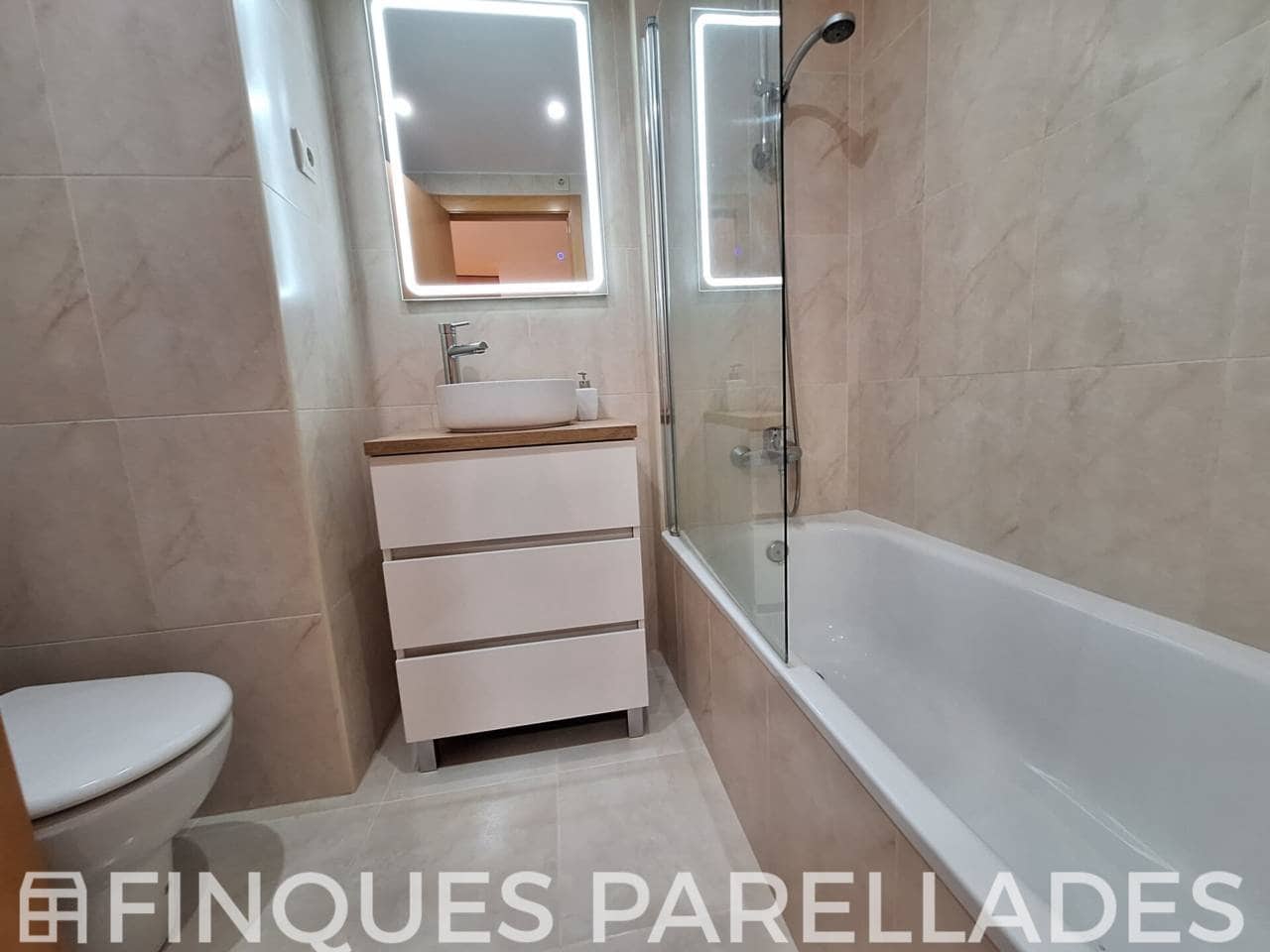 Piso de 3 habitaciones en Sitges en venta - 330.000 € (Ref: 9467747)