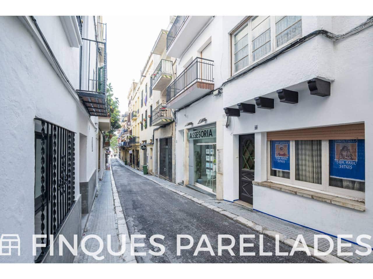 5 makuuhuone Omakotitalo myytävänä paikassa Sitges - 790 000 € (Ref: 9474698)