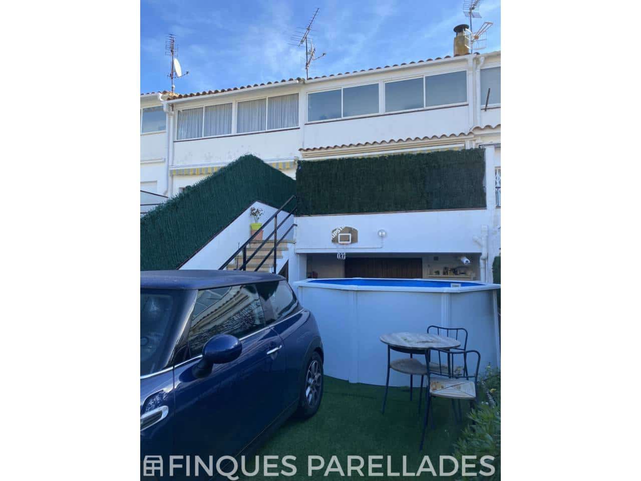 3 bedroom Townhouse for sale in Sant Pere de Ribes with pool garage - € 430,000 (Ref: 9479007)