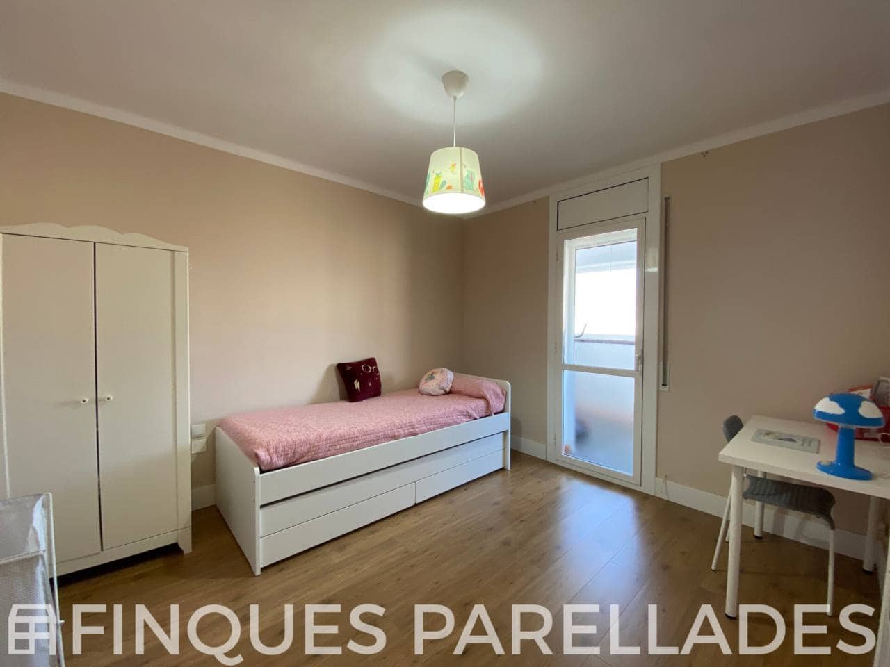 3 bedroom Townhouse for sale in Sant Pere de Ribes with pool garage - € 430,000 (Ref: 9479007)