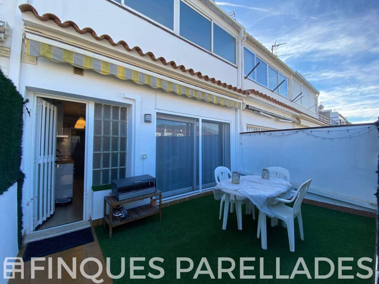 3 bedroom Townhouse for sale in Sant Pere de Ribes with pool garage - € 430,000 (Ref: 9479007)