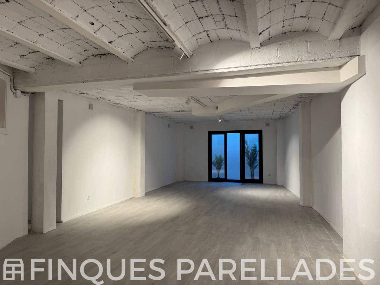 Local Comercial de 2 habitaciones en Sitges en venta - 275.000 € (Ref: 9501024)