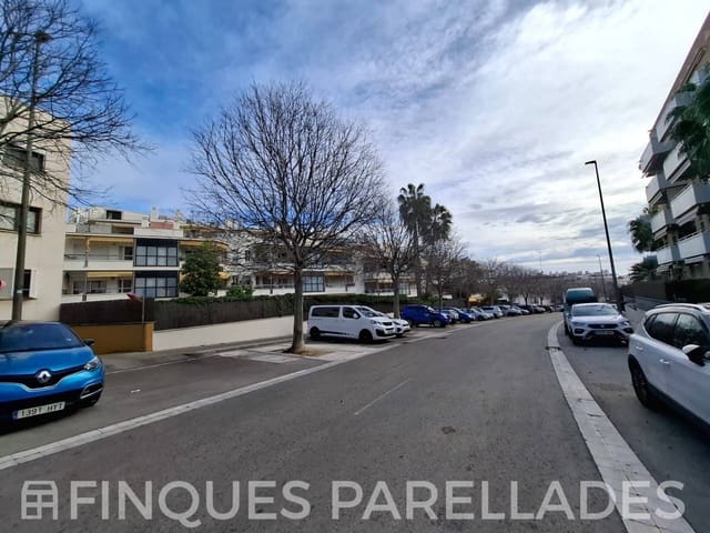 3 bedroom Flat for sale in Sitges with garage - € 450,000 (Ref: 9533113)