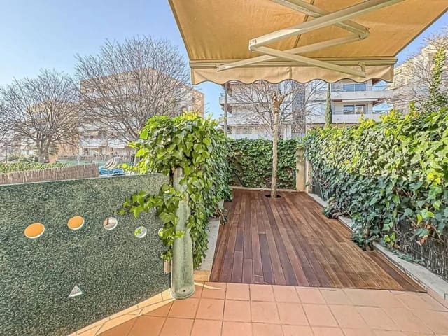 3 bedroom Flat for sale in Sitges with garage - € 450,000 (Ref: 9533113)