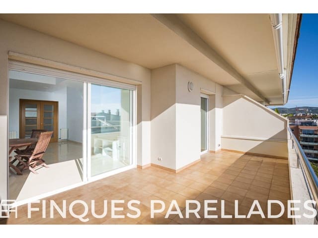 3 makuuhuone Kattohuoneisto myytävänä paikassa Sitges mukana uima-altaan 
autotalli - 940 000 € (Ref: 9540562)