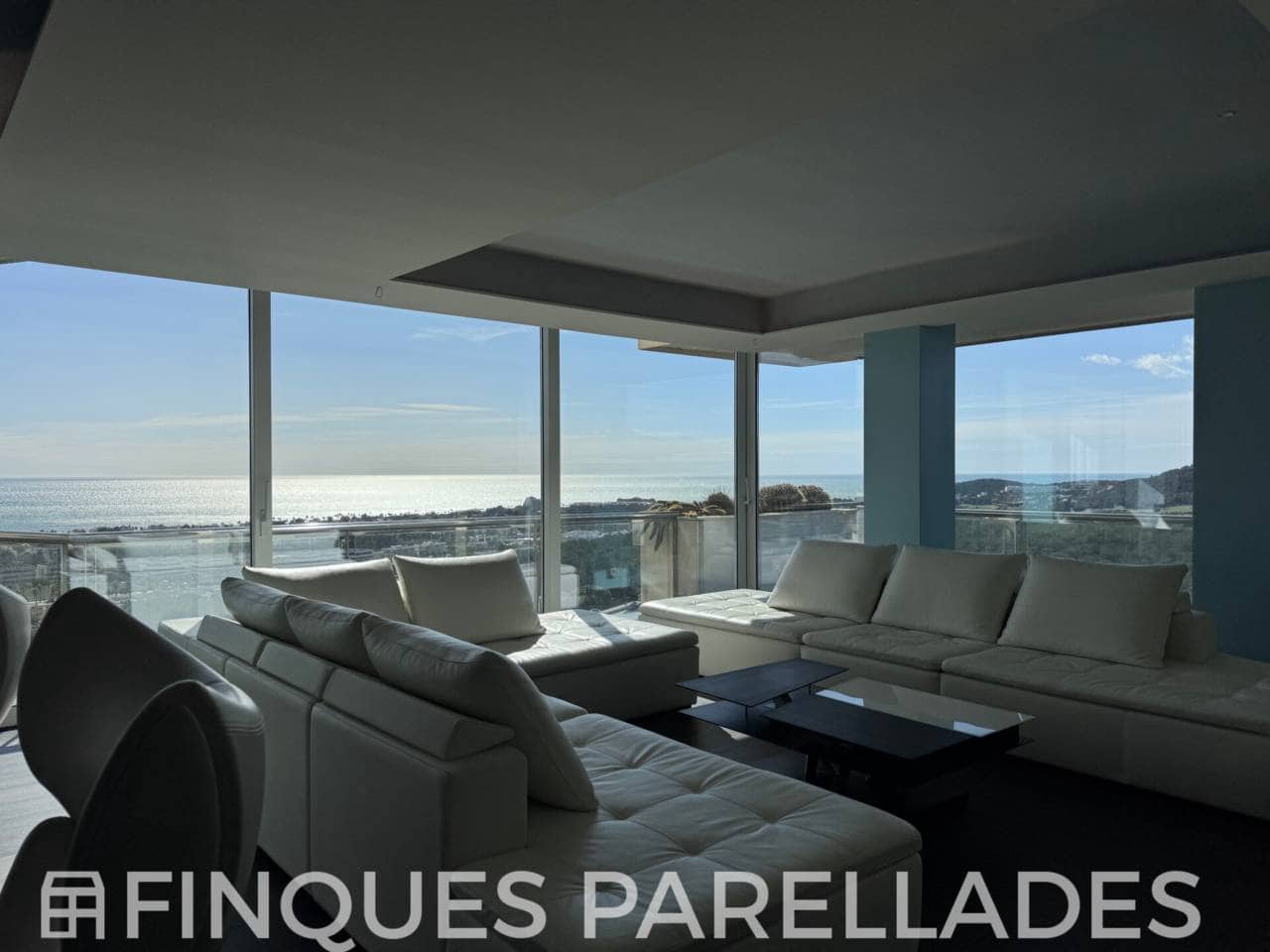 1 makuuhuone Asunto myytävänä paikassa Sitges mukana uima-altaan - 1 380 000 € (Ref: 9594480)