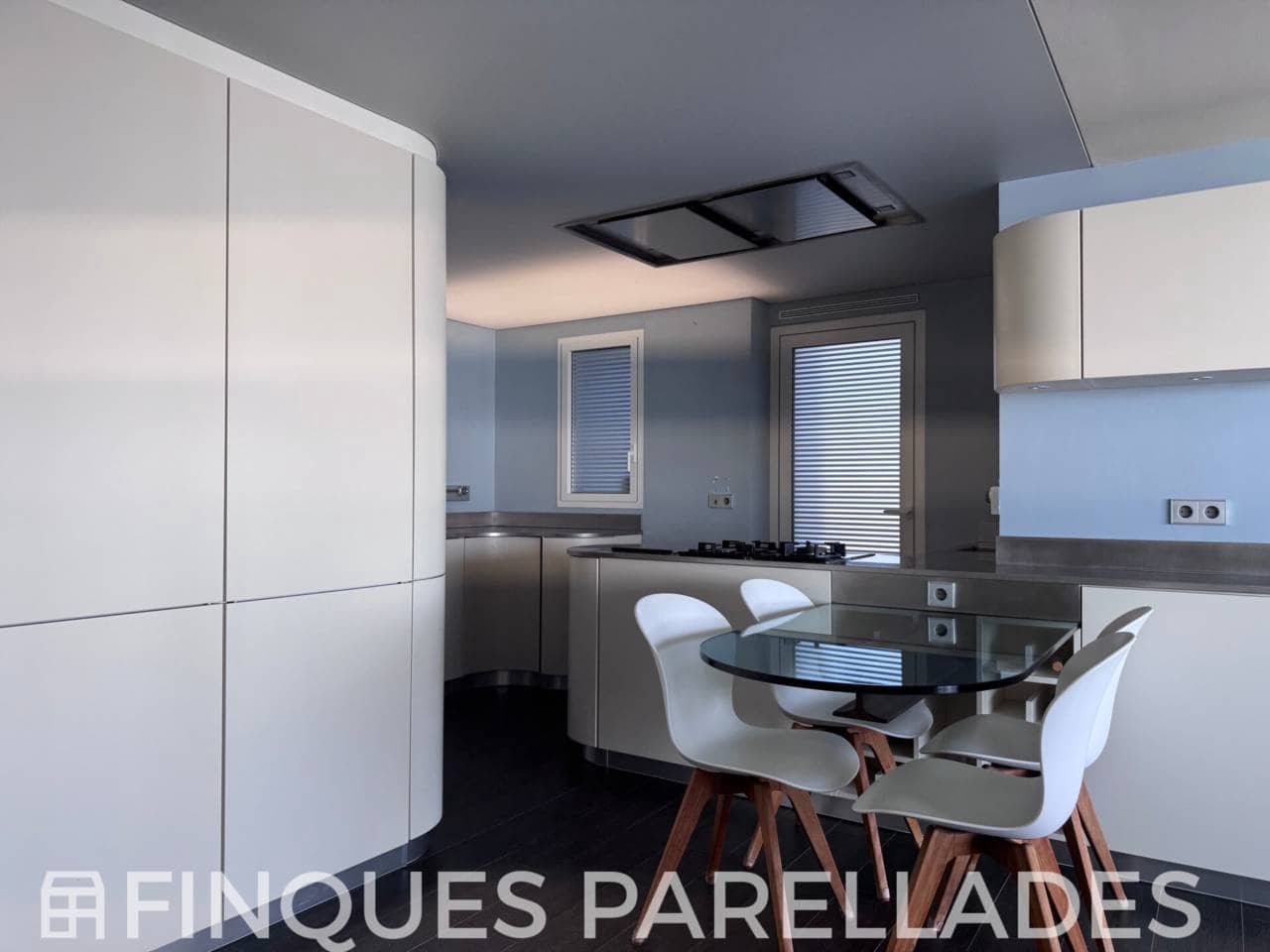 1 makuuhuone Asunto myytävänä paikassa Sitges mukana uima-altaan - 1 380 000 € (Ref: 9594480)