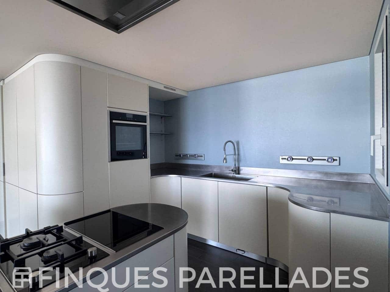 1 makuuhuone Asunto myytävänä paikassa Sitges mukana uima-altaan - 1 380 000 € (Ref: 9594480)