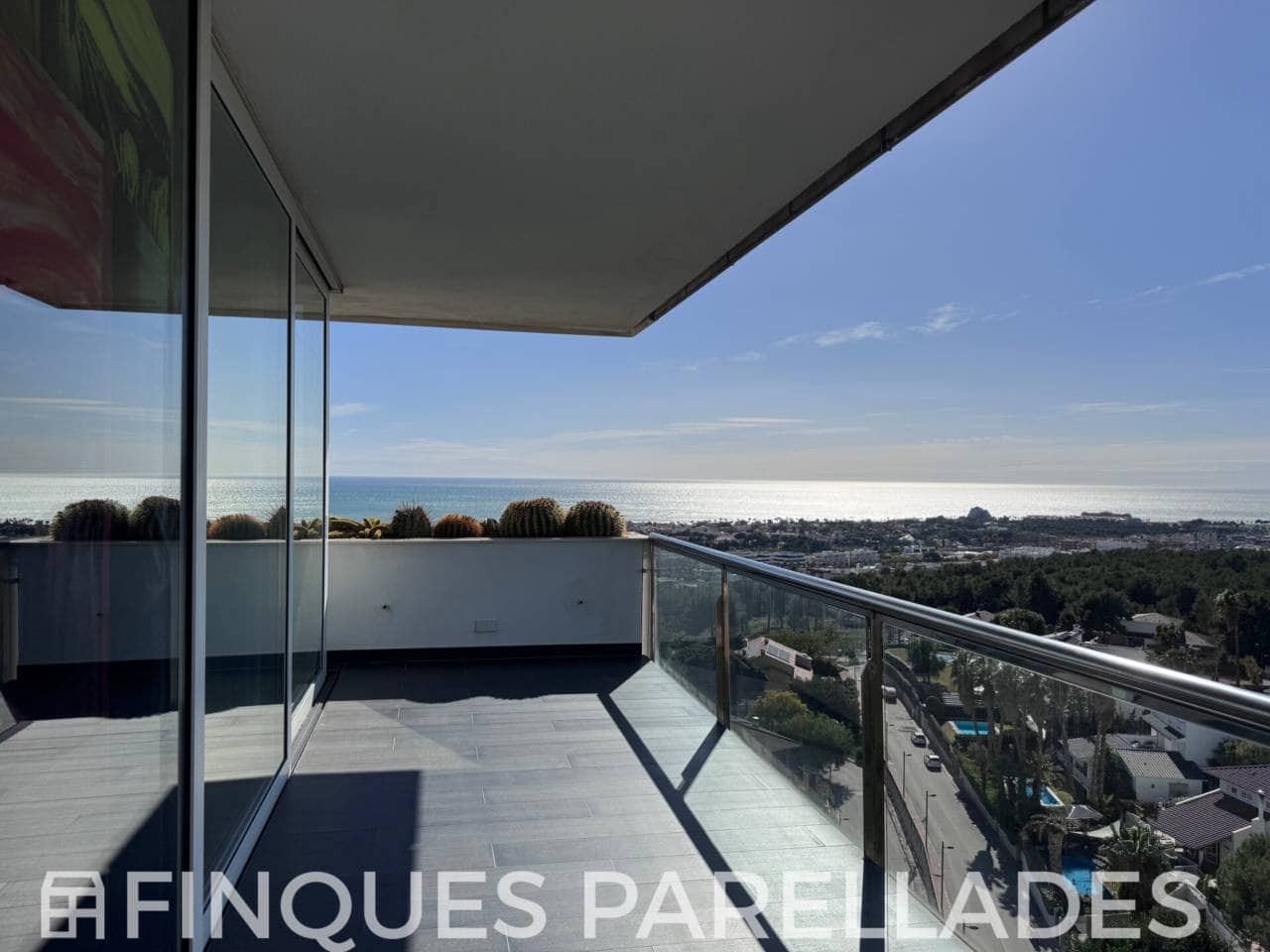 1 makuuhuone Asunto myytävänä paikassa Sitges mukana uima-altaan - 1 380 000 € (Ref: 9594480)