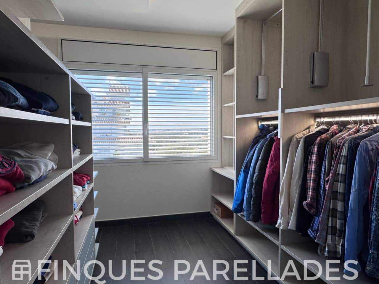 1 makuuhuone Asunto myytävänä paikassa Sitges mukana uima-altaan - 1 380 000 € (Ref: 9594480)