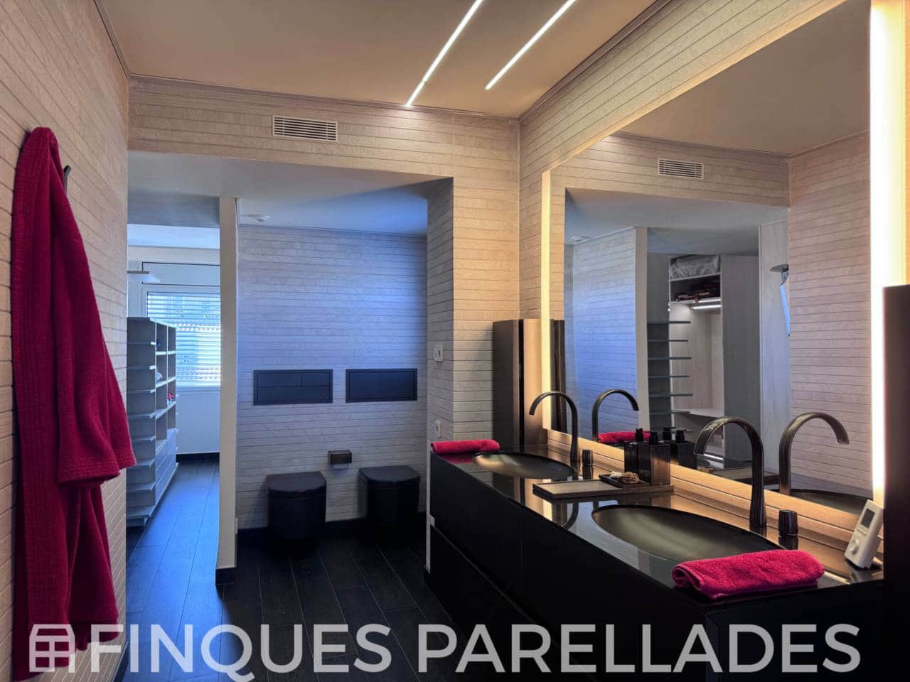 1 makuuhuone Asunto myytävänä paikassa Sitges mukana uima-altaan - 1 380 000 € (Ref: 9594480)