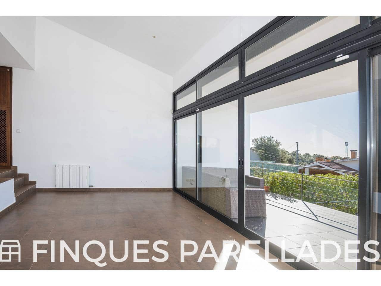 4 soverom Villa til salgs i Sitges med svømmebasseng garasje - € 1 300 000 (Ref: 9607137)