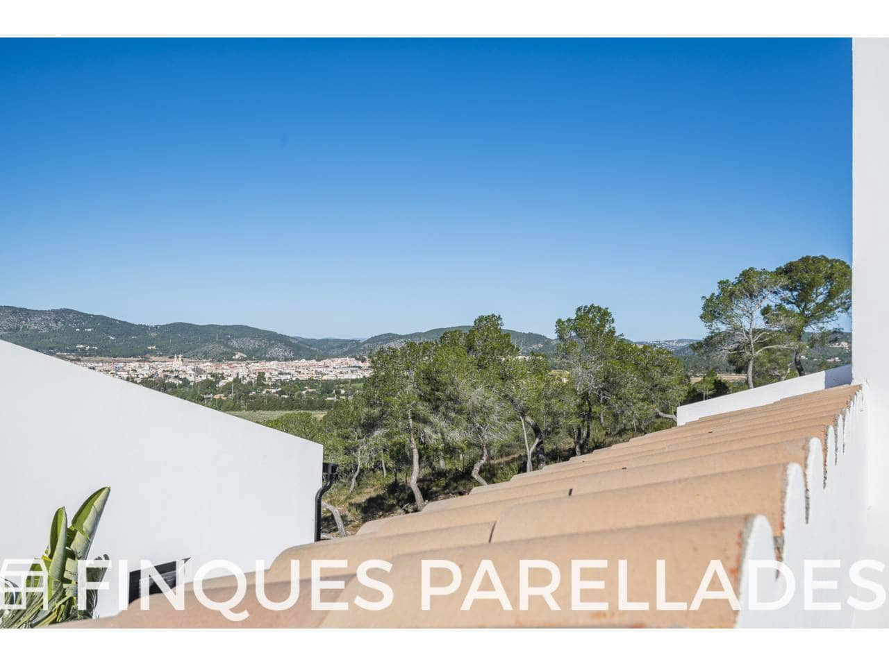 4 soverom Villa til salgs i Sitges med svømmebasseng garasje - € 1 300 000 (Ref: 9607137)