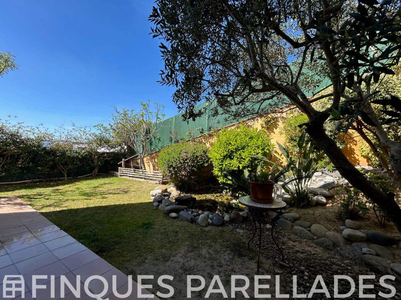 4 bedroom Villa for sale in Sitges with pool garage - € 1,250,000 (Ref: 9607137)