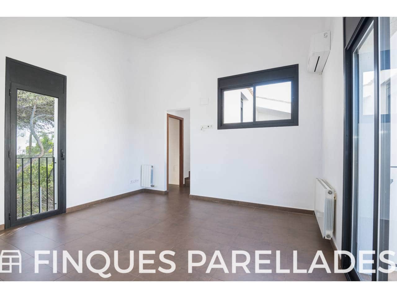 4 soveværelse Villa til salg i Sant Pere de Ribes med swimmingpool garage - € 1.300.000 (Ref: 9610159)