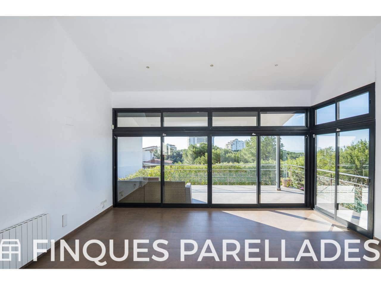 4 soveværelse Villa til salg i Sant Pere de Ribes med swimmingpool garage - € 1.300.000 (Ref: 9610159)