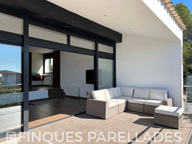 4 soverom Villa til salgs i Sant Pere de Ribes med svømmebasseng garasje - € 1 300 000 (Ref: 9610159)