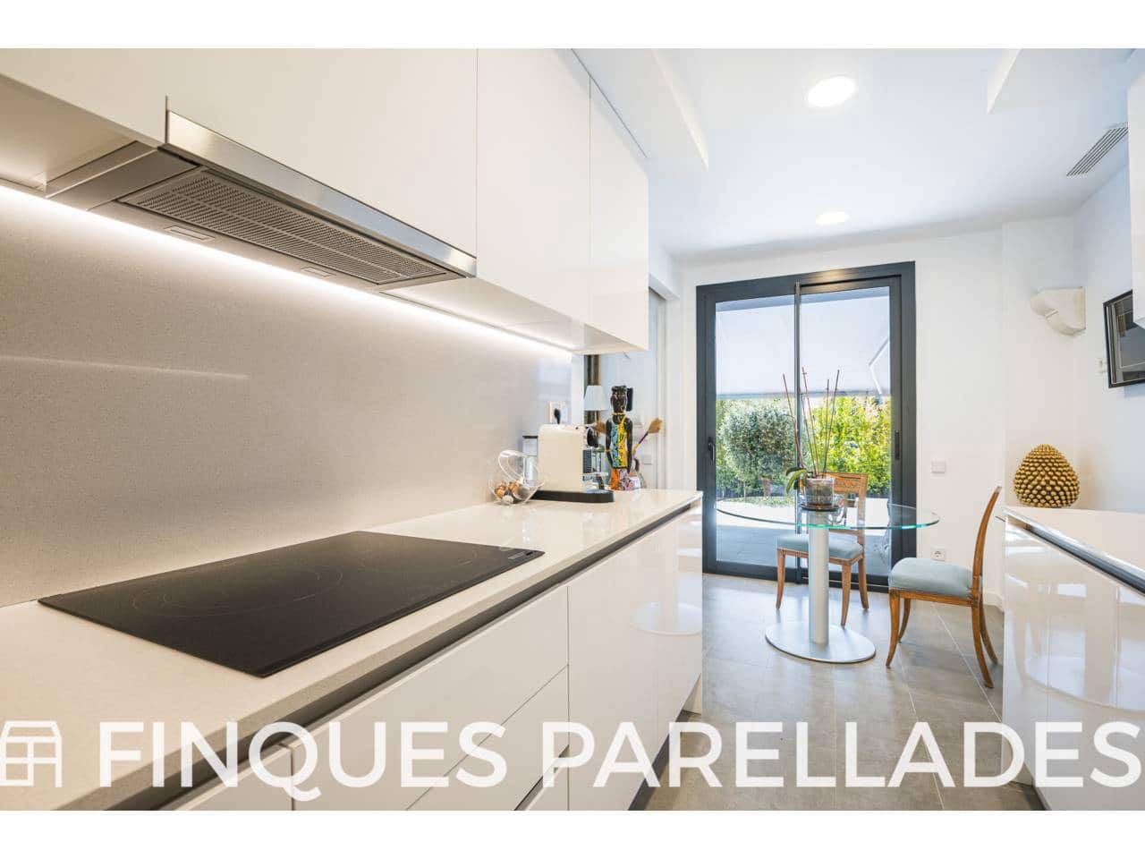 4 slaapkamer Flat te koop in Sitges met zwembad garage - € 1.200.000 (Ref: 9676697)