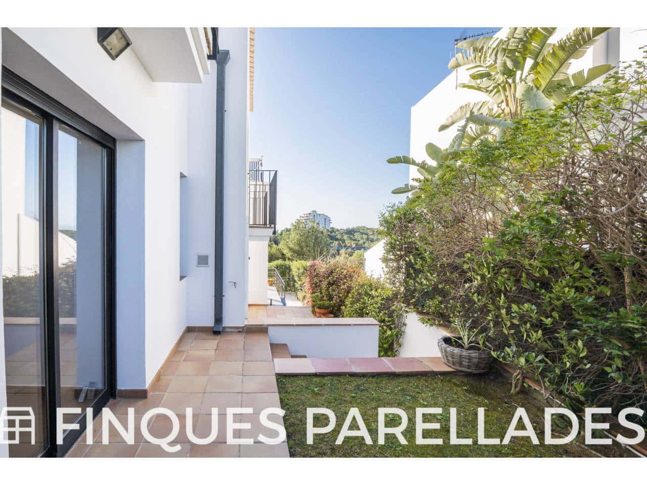 4 slaapkamer Villa te koop in Sant Pere de Ribes met zwembad garage - € 1.300.000 (Ref: 9679389)