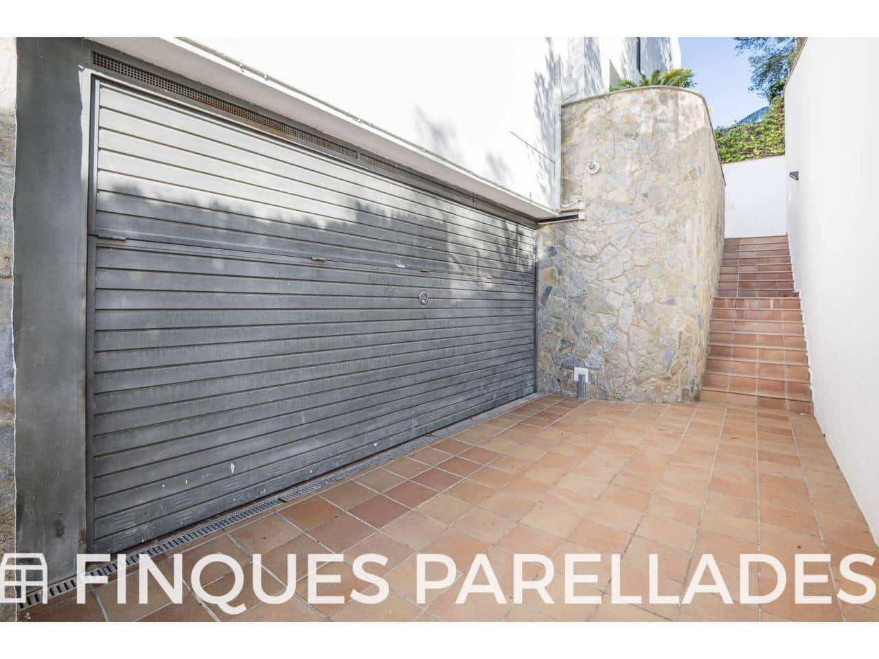 4 slaapkamer Villa te koop in Sant Pere de Ribes met zwembad garage - € 1.300.000 (Ref: 9679389)