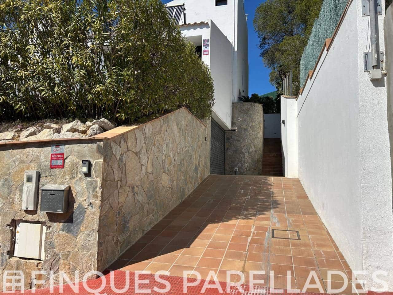 4 soverom Villa til salgs i Sant Pere de Ribes med svømmebasseng garasje - € 1 250 000 (Ref: 9679389)