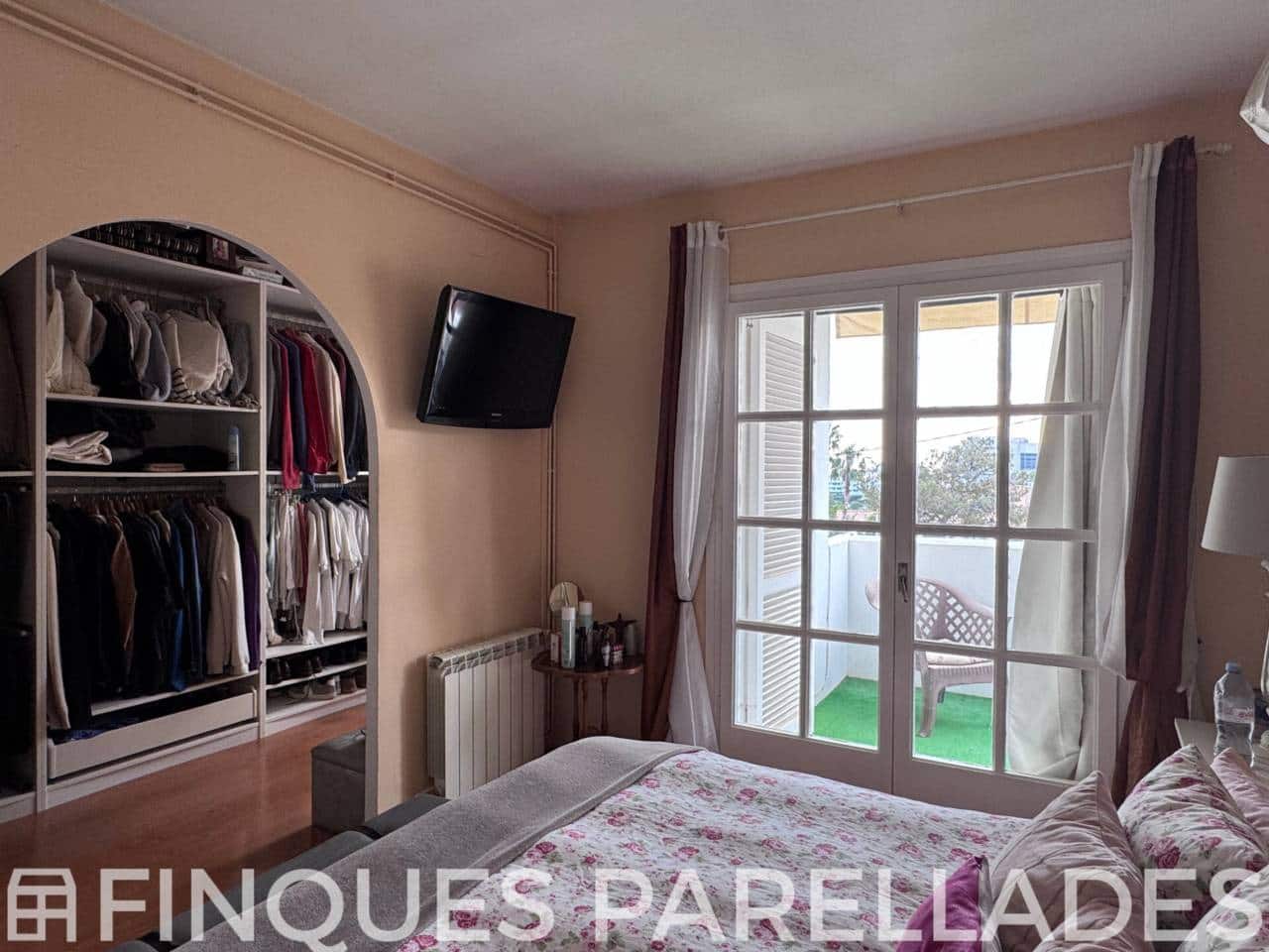 3 slaapkamer Halfvrijstaande villa te koop in Sitges met zwembad garage - € 660.000 (Ref: 9709449)