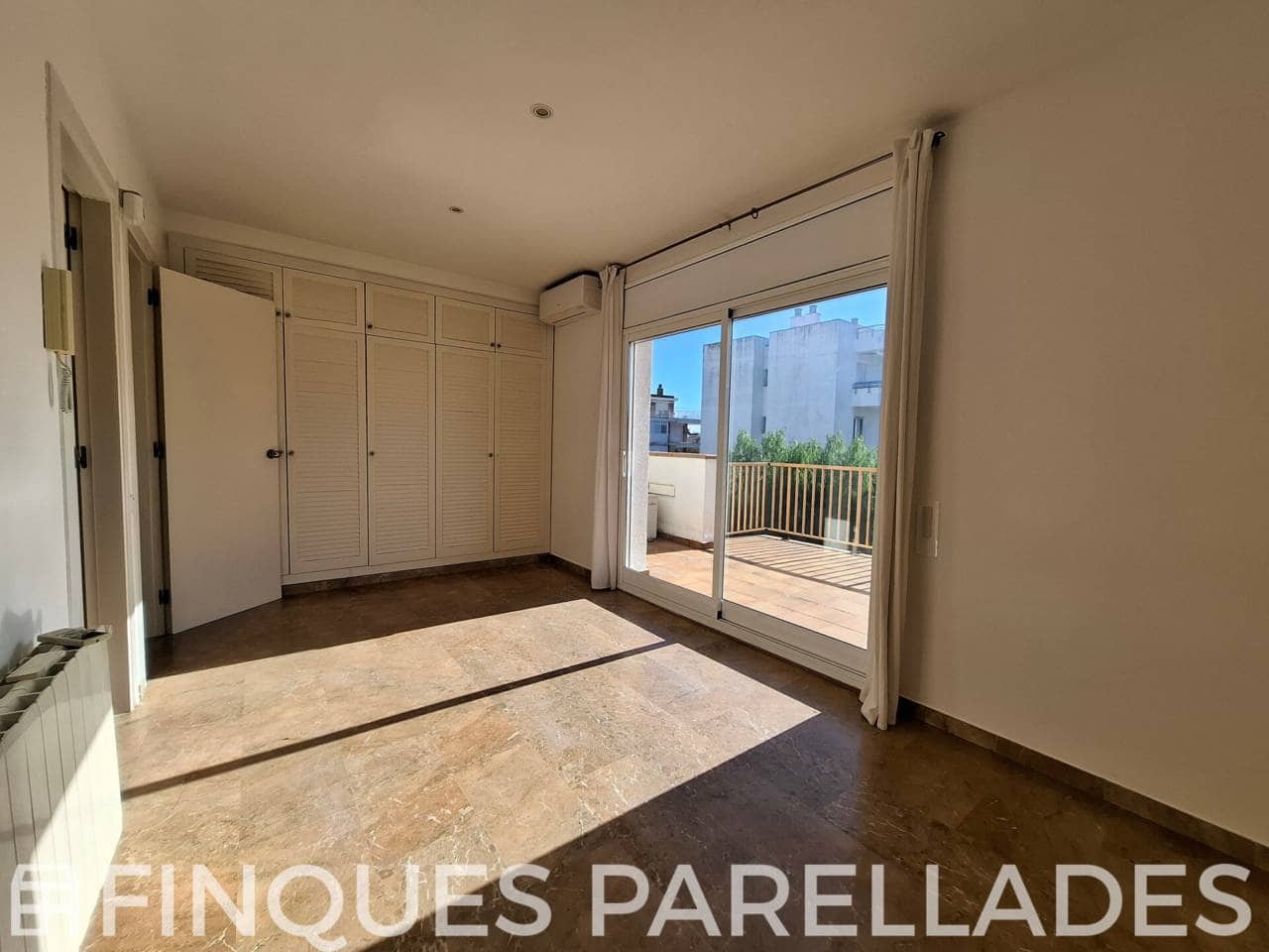 3 quarto Moradia Geminada para venda em Sitges com garagem - 1 150 000 € (Ref: 9761600)