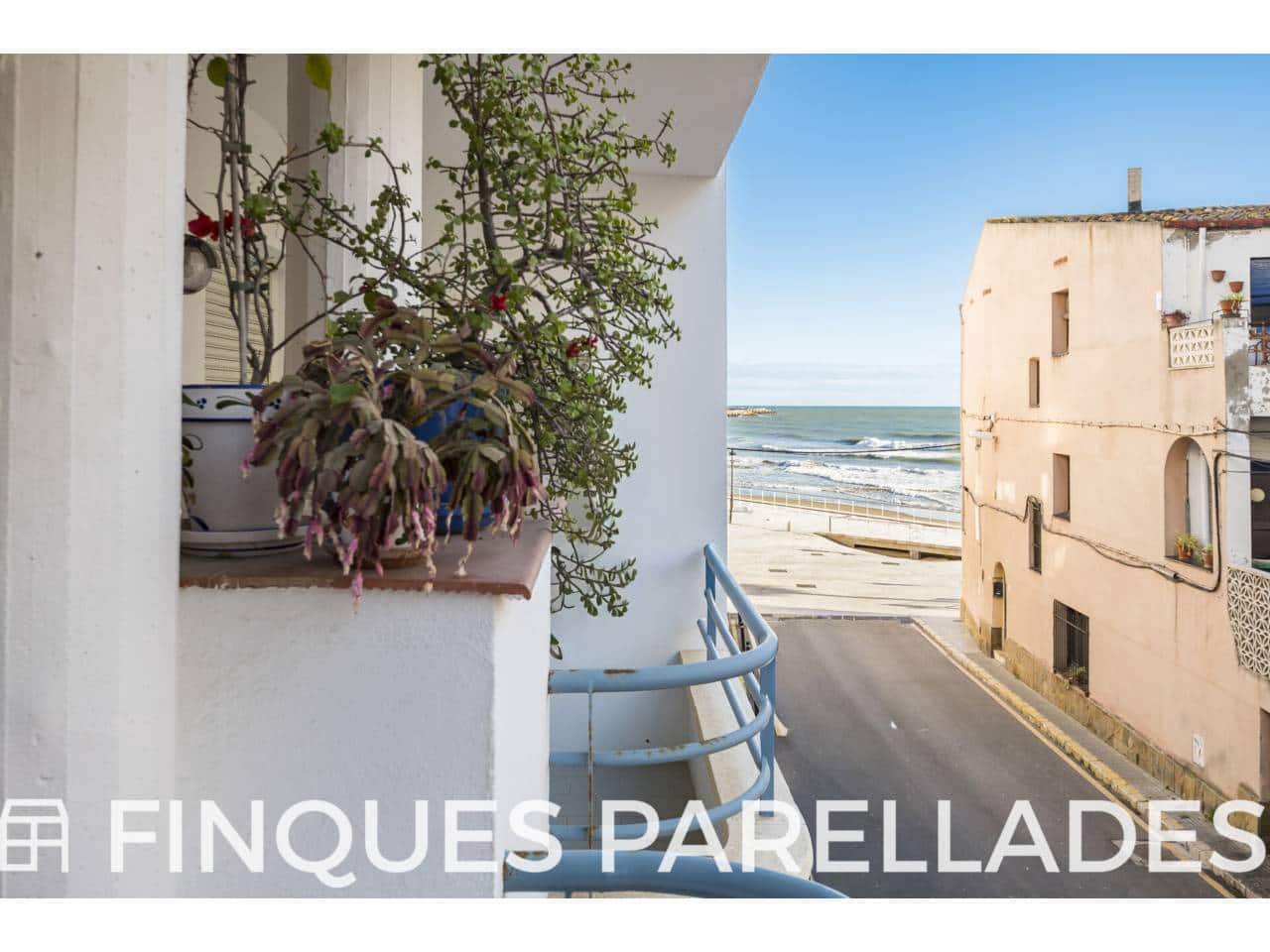 Piso de 4 habitaciones en Sitges en venta con piscina garaje - 760.000 € (Ref: 9790002)