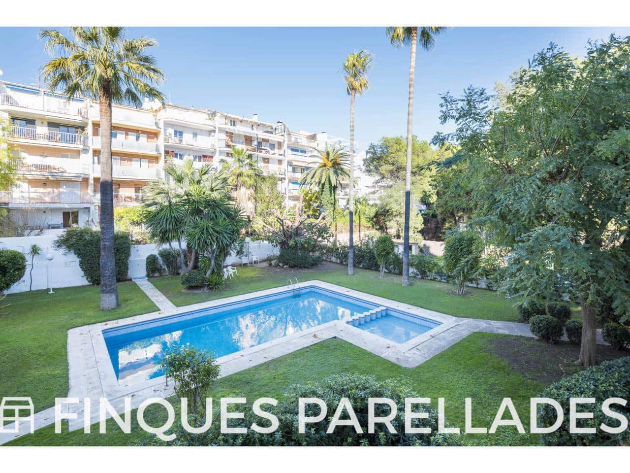 Piso de 4 habitaciones en Sitges en venta con piscina garaje - 760.000 € (Ref: 9790002)