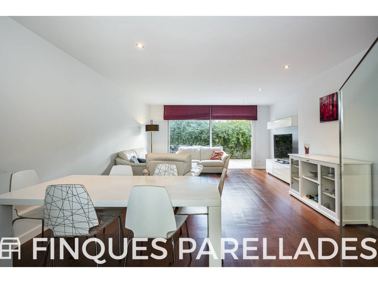 3 bedroom Flat for sale in Sitges with garage - € 995,000 (Ref: 9798412)