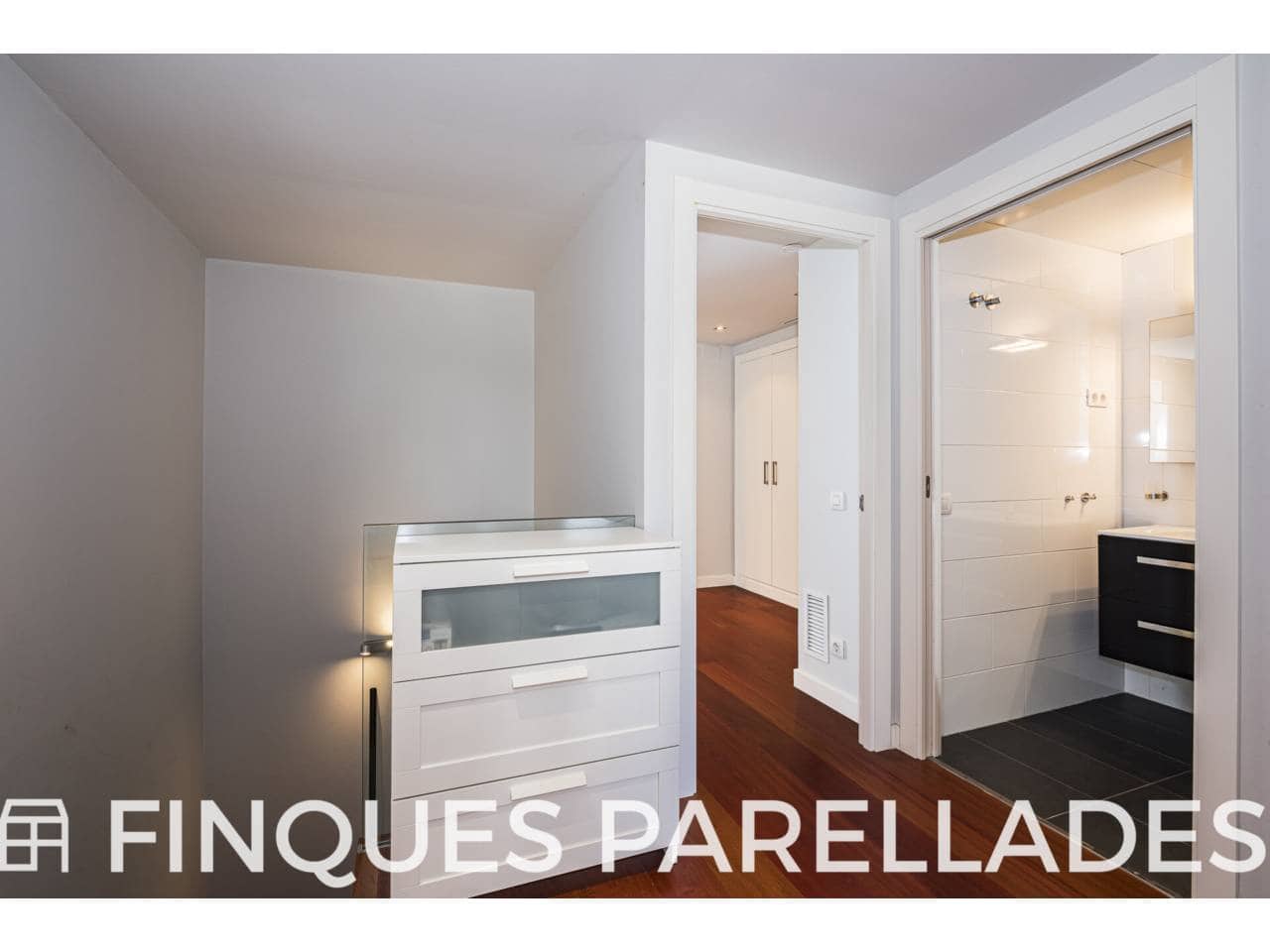 3 bedroom Flat for sale in Sitges with garage - € 995,000 (Ref: 9798412)