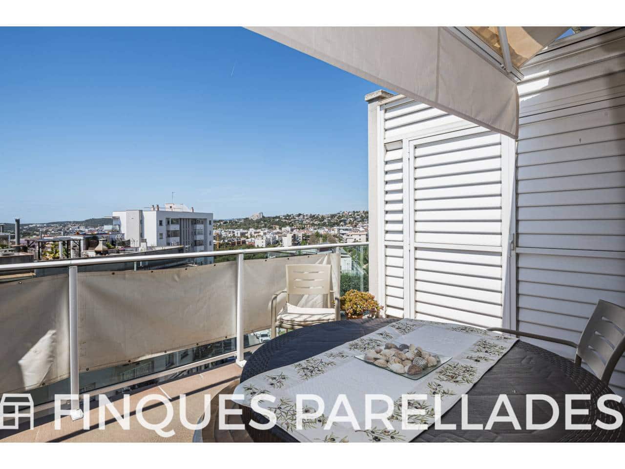 3 chambre Penthouse à vendre à Sitges avec garage - 620 000 € (Ref: 9810948)
