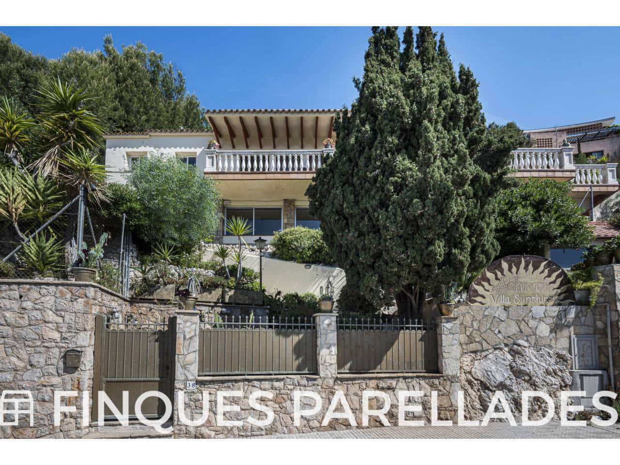 6 camera da letto Villa in vendita in Sitges con piscina garage - 1.300.000 € (Rif: 9816461)