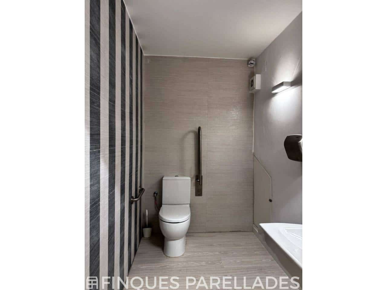 Toimisto vuokrattavana paikassa Sitges - 600 € (Ref: 9816864)