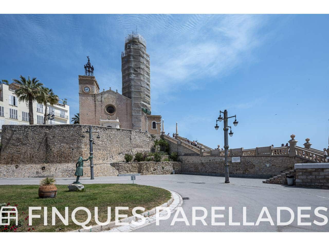 2 bedroom Penthouse for sale in Sitges - € 595,000 (Ref: 9819791)
