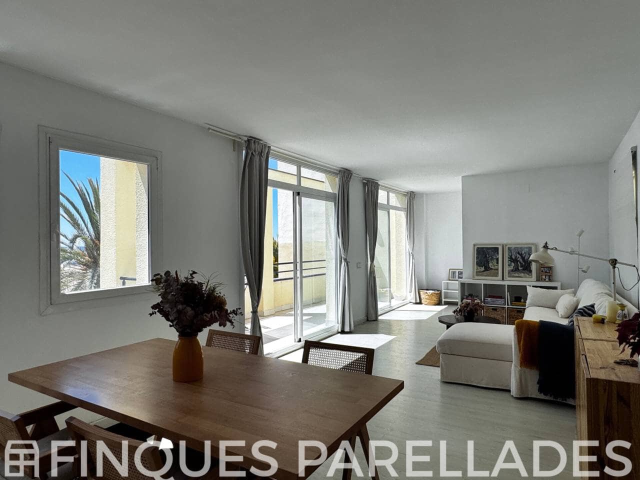 3 bedroom Penthouse for sale in Sitges with pool garage - € 1,190,000 (Ref: 9821844)