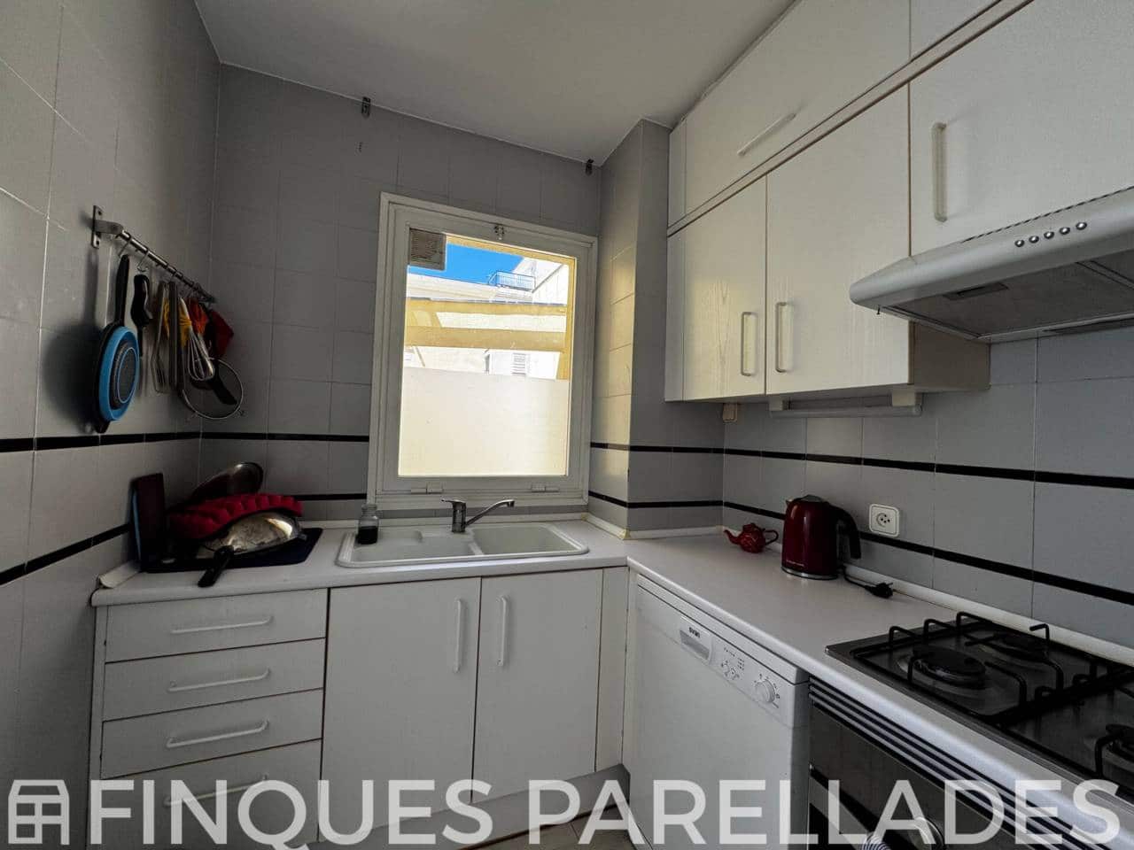3 bedroom Penthouse for sale in Sitges with pool garage - € 1,190,000 (Ref: 9821844)