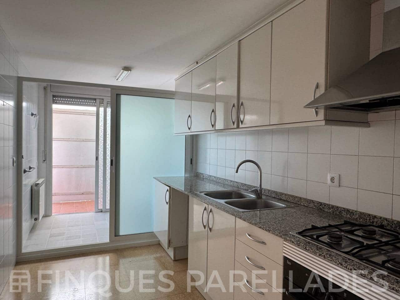 3 bedroom Flat for sale in Sitges with garage - € 540,000 (Ref: 9840015)