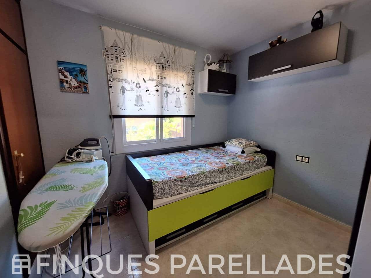 4 bedroom Villa for sale in Olivella with pool garage - € 360,000 (Ref: 9861466)